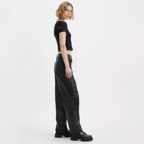 NWT Levi’s Baggy Dad Faux Leather Pants Wide Leg Black Mid Rise 26 - Picture 11 of 13